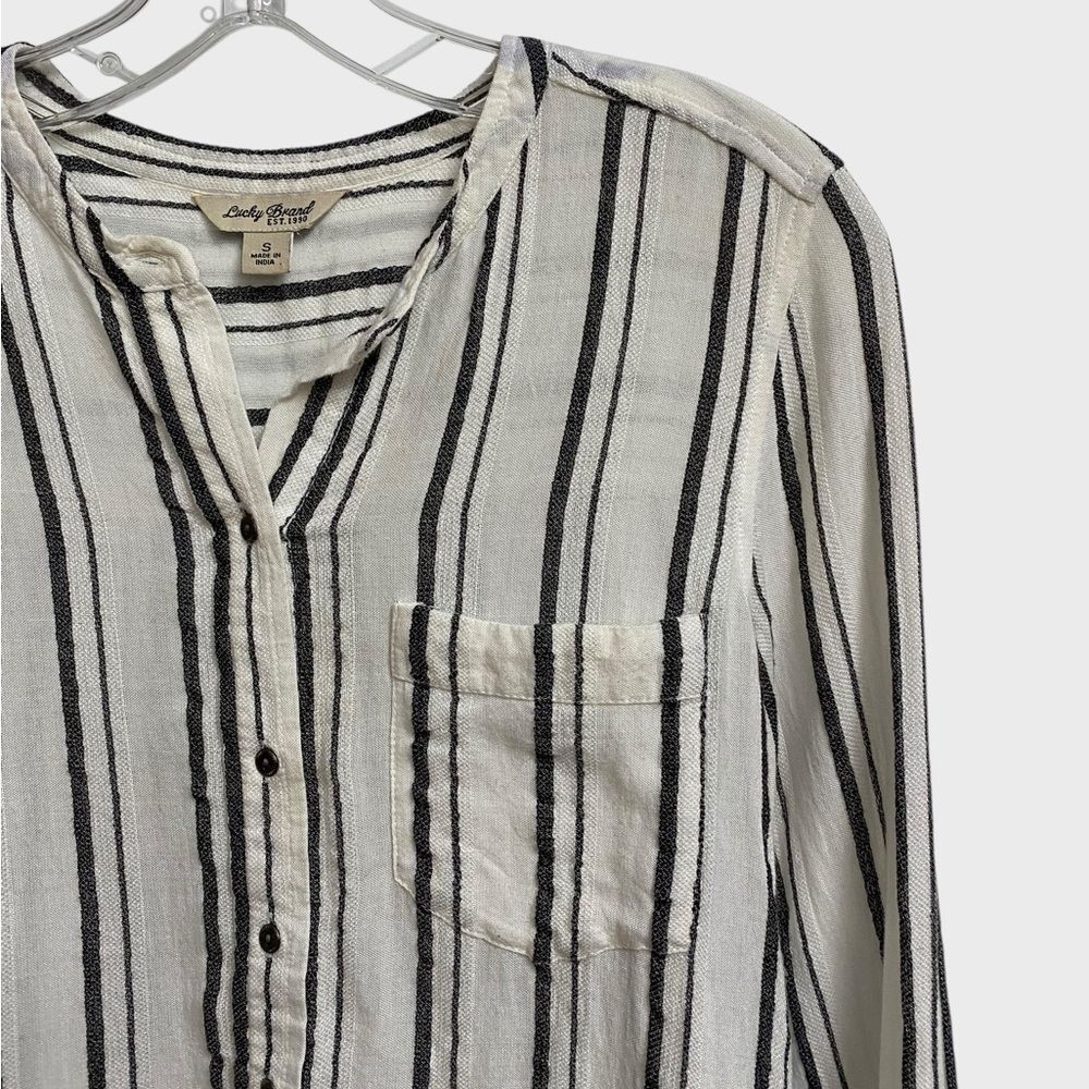 Lucky Brand Women's Striped Henley Top Size S Black White Pocket Soft Beachy - Picture 6 of 16